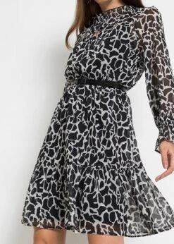 Robe En Mousseline Avec Fond De Robe, Taille Courte -Venus Mode Winkel 21184498 gy5fBXYn 1