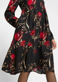 Robe Tissée En Viscose, Coupe Trapèze, Longueur Genou -Venus Mode Winkel 22186516 hISEXu3C