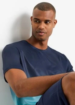 T-shirt Technique Avec Dégradé De Couleur -Venus Mode Winkel 23016575 U1O5Gpio