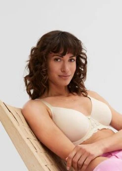 Soutien-gorge Moulé à Armatures Avec Polyamide Recyclé 12 Soutien-gorge Moulé à Armatures Avec Polyamide Recyclé -Venus Mode Winkel 23072083 H4tUZ4Jt