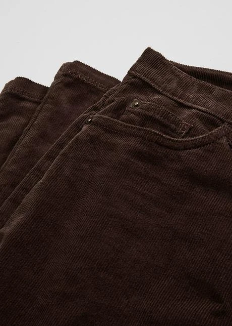 Pantalon En Velours Côtelé, Style Marlène 9 Pantalon En Velours Côtelé, Style Marlène - Afbeelding 7