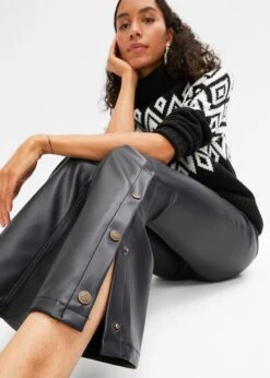 Rainbow Pantalon évasé Avec Boutons Bijoux 13 Rainbow Pantalon évasé Avec Boutons Bijoux -Venus Mode Winkel 23159918 E72bb9Bw