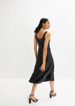 Rainbow Robe Midi En Satin Avec Encolure Bénitier 12 Rainbow Robe Midi En Satin Avec Encolure Bénitier -Venus Mode Winkel 23161244 nKlIwMmv