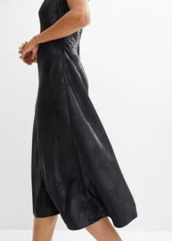 Rainbow Robe Midi En Satin Avec Encolure Bénitier 15 Rainbow Robe Midi En Satin Avec Encolure Bénitier -Venus Mode Winkel 23161247 KvvIuBjn