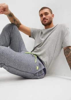 Pantalon De Jogging Aspect Jean, Jambes Droites 13 Pantalon De Jogging Aspect Jean, Jambes Droites -Venus Mode Winkel 23228930 7ZhGIUPk